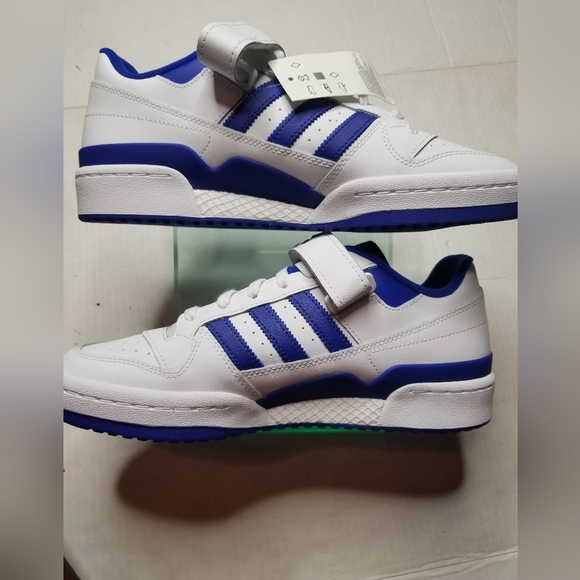 Old School Adidas Low Cut 10.5 main image 4
